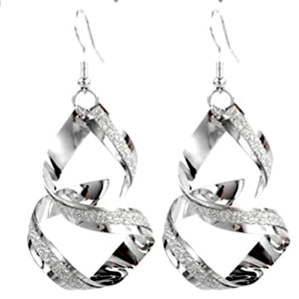 💎 Silver Drop Dangle Earrings - Picture 2 of 6